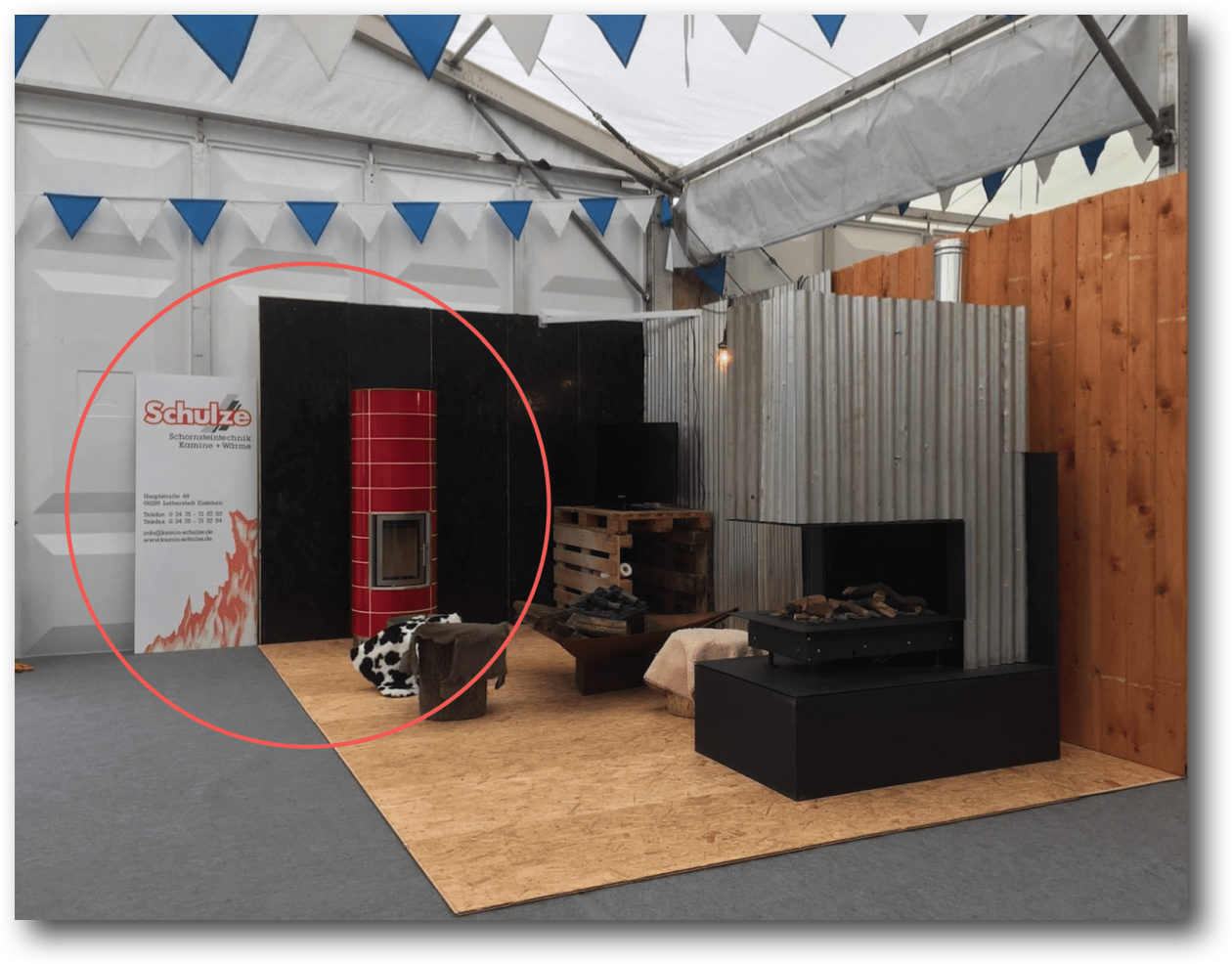 Kachelofen-elegant-und-zeitlos-Kamin-Schulze