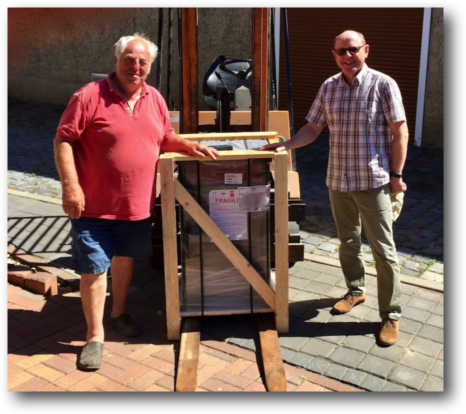 Kaminofen-mit wassertechnik-Poldi